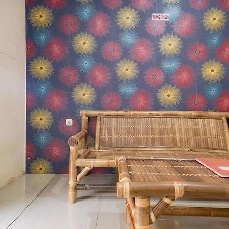 Hotel Reddoorz Near Ekowisata Mangrove Belawan Exterior foto
